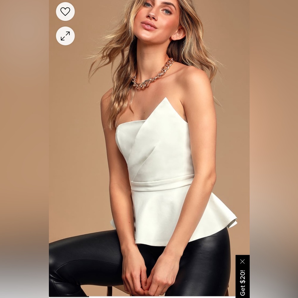 Lulu’s off-white strapless peplum top